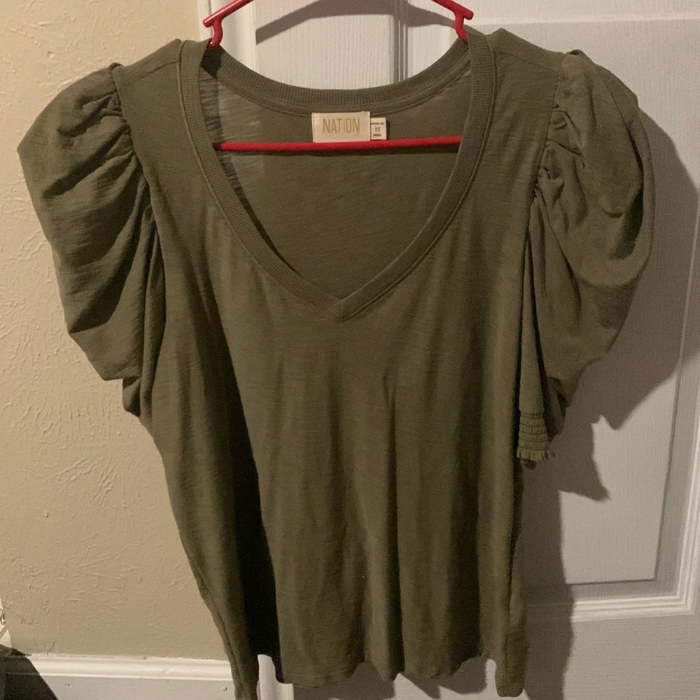 Nation puff sleeves